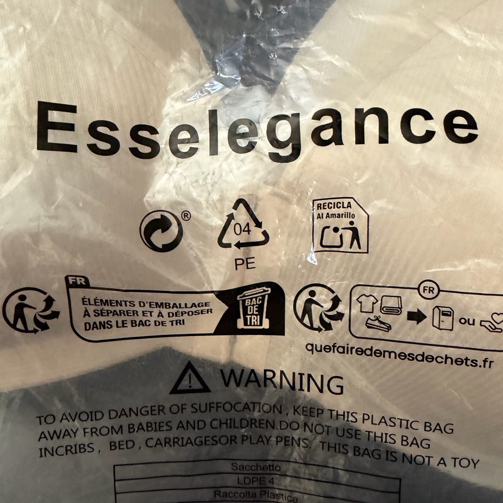 6 front close wireless bras - Picture 5 of 5